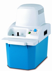 Laboratory pump equipment for liquid transfer and circulation applications